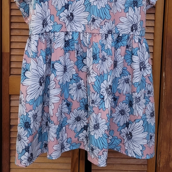 NWOT Floral Ruffle Sleeve Plus Size Top (2XL) - Picture 12 of 12